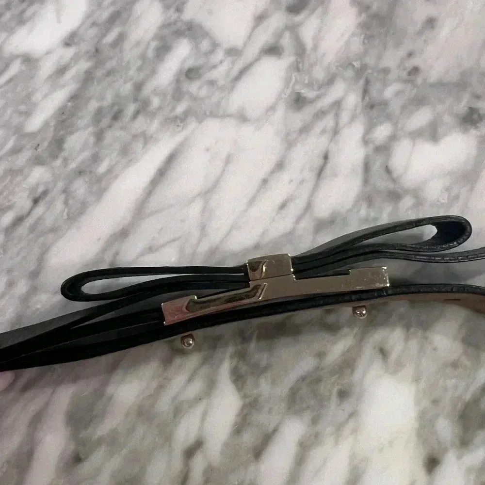 Authentic Gucci Black Bow Belt - 17 Inches - Picture 3 of 5